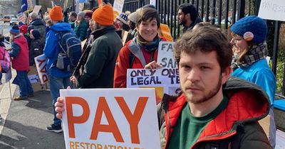 Junior doctor strikes suspended after new pay deal offered