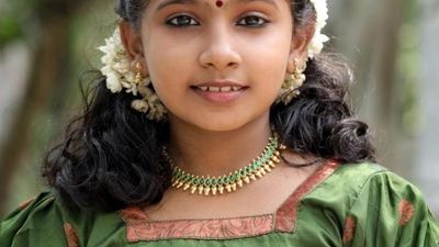 Little singer makes big waves on cyberspace