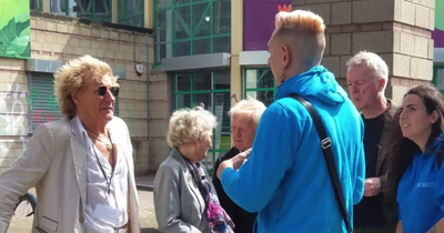 Rod Stewart snapped outside Edinburgh Tesco as he chats with locals between sell out gigs