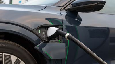EV Interest At An All-Time High: Half Of US Car Buyers Eyeing Plug-In Models