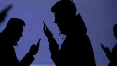 ‘Selective ban’ of messaging apps may be looked at: TRAI