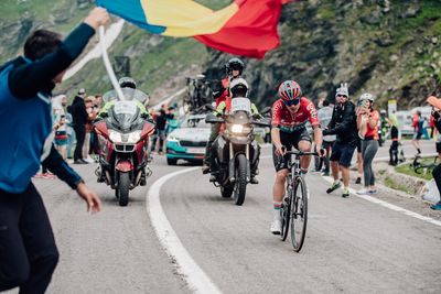 Sibiu Cycling Tour: Van Eetvelt climbs to stage 2 solo victory and into race lead