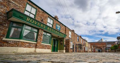 Coronation Street fans beg character to return for 'one last task'