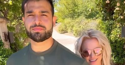 Britney Spears' husband criticises guard again as it's revealed star 'hit herself'