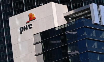PwC to repay $800,000 for work on robodebt after damning royal commission report