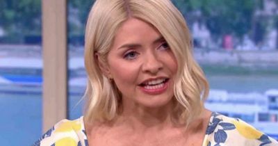Holly Willoughby inundated with support as she reveals sad death in family