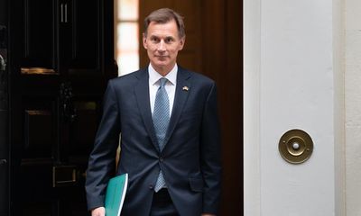 UK tax cuts unlikely before election, says Jeremy Hunt