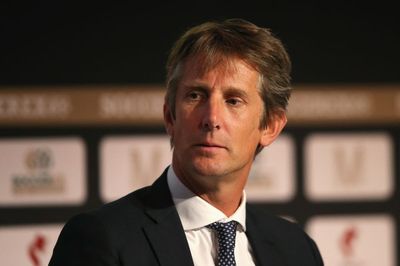 Ajax give ‘concerning’ update on Edwin van der Sar after bleeding around brain