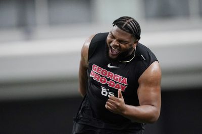 Twitter reacts: 4-star OL Nyier Daniels commits to Georgia football