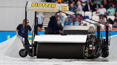 3rd Ashes Test: Two sessions washed out on Day 3 as rain frustrates England and Australia