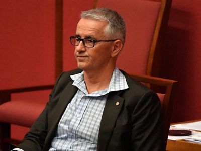 Renegade Liberal MP loses spot on senate ticket