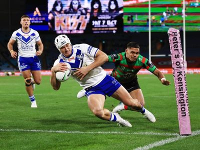Bulldogs bounce back from thrashing in upset Souths win