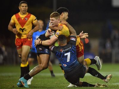 Dragons give 27-year-old Russell his NRL debut