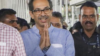 Had BJP respected pre-2019 polls decision, its workers wouldn't have required to carry 'carpets' of others: Uddhav