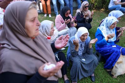 Hundreds gather in Sarajevo to pay their respects to Srebrenica massacre victims
