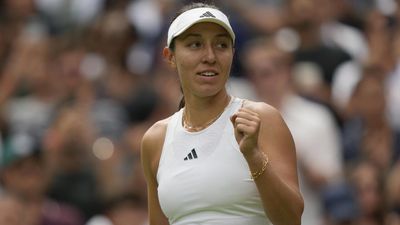 Pegula overpowers Tsurenko to reach her first quarter-final at Wimbledon
