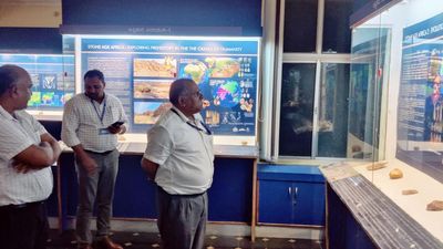 ASI Director-General visits Archaeological Museum in Ballari