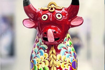 Ceramic bulls from Peru land in Siam Discovery
