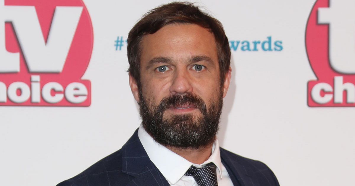 Hollyoaks' Jamie Lomas announces engagement to dentist…