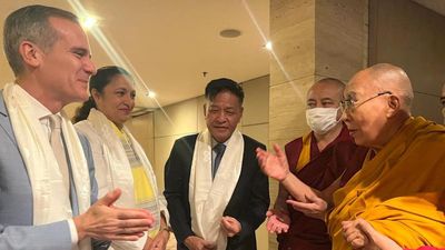 China protests Dalai Lama meeting with visiting U.S. officials