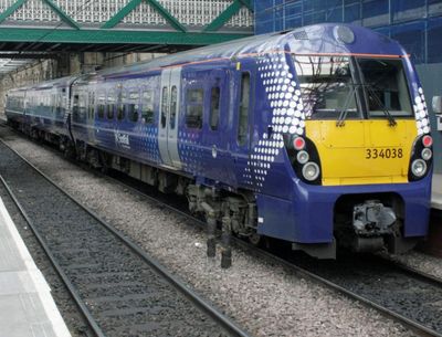 Passengers 'evacuated' from Edinburgh Waverley as all train lines close