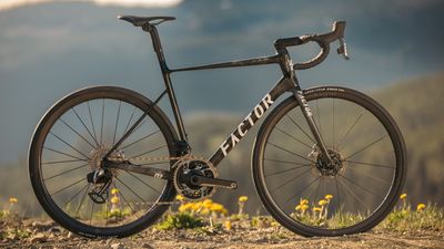 New Factor O2 VAM mixes lightweight and aero with builds from 6.2kg