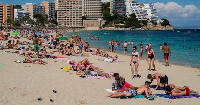 Holidaymakers heading to Spain issued warning amid extreme temperatures