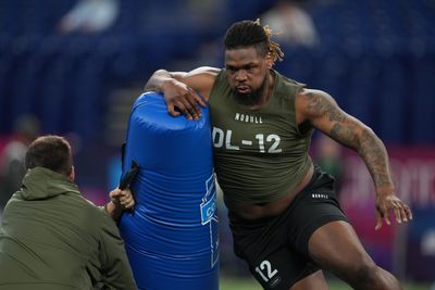 Draft reaction: Bears select DL Zacch Pickens No. 64 overall