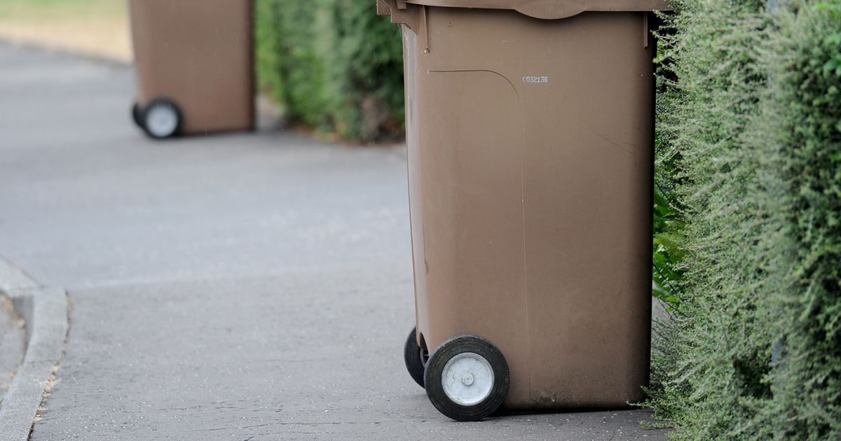 £40 Renfrewshire garden waste charge takes effect as…