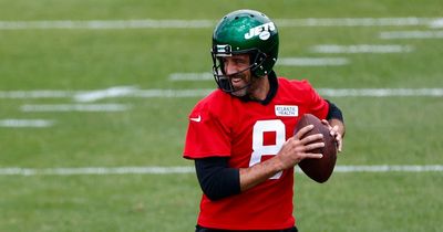 Aaron Rodgers shares ripped physique as New York Jets QB trains hard for new season