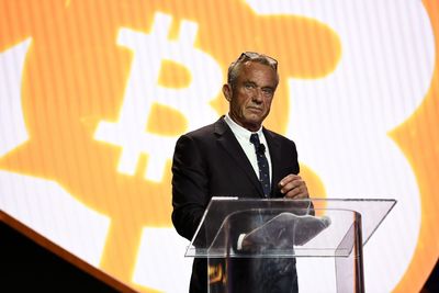 Robert F. Kennedy Jr. said he ‘was not an investor’ in Bitcoin. Financial disclosure form reveals he holds north of $100,000 in the cryptocurrency