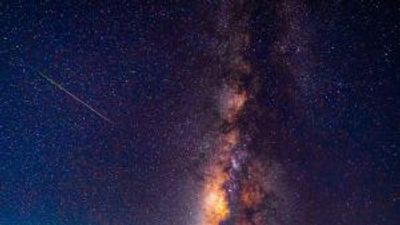 The Harvard and Papua New Guinea interstellar meteor row