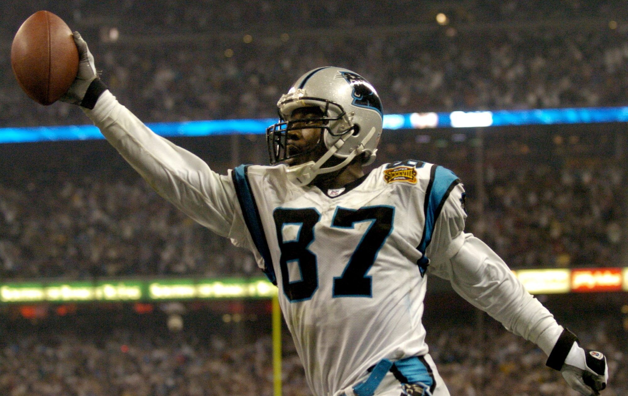 Carolina Panthers inducting Peppers, Muhammad into Hall of Honor