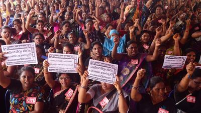 Anganwadi workers and helpers in Andhra Pradesh launch 36-hour protest over long-pending demands