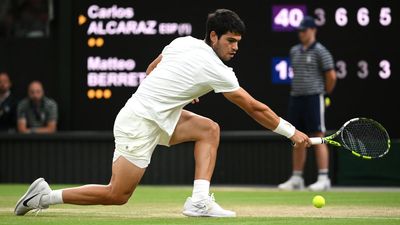 Wimbledon | Hungry Alcaraz powers past Berrettini into quarterfinals