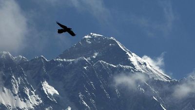 Five Mexicans, Nepali pilot killed in helicopter crash near Mount Everest in Nepal