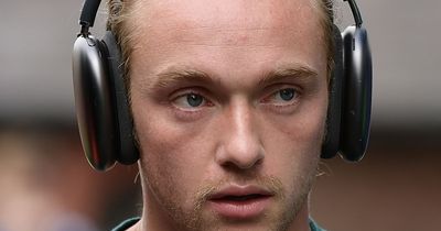 Tom Davies looks unrecognisable with new haircut after leaving Everton