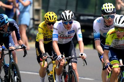 Tour de France stage 10 as it happened: Pello Bilbao wins as breakaway has its day