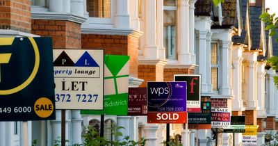 Nationwide expects house prices to FALL by 6.5% from peak seen last year