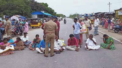 Relatives gherao hospital after woman dies at Tiruvannamalai GH