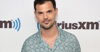 Taylor Lautner reveals we’ve all been pronouncing his name wrong