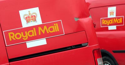Royal Mail workers vote to accept deal and end long-running pay dispute