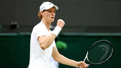 Jannik Sinner stops Roman Safiullin to move into Wimbledon semis