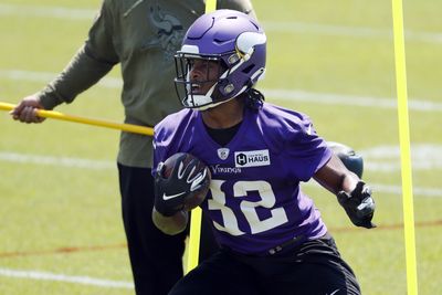 Vikings 90-man roster player profile: RB Ty Chandler