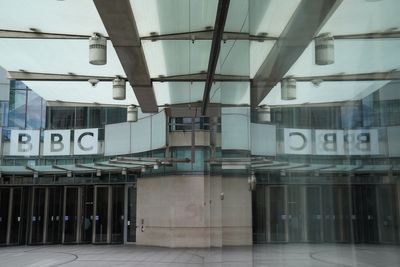 Presenter row: BBC ‘tried to contact family twice after complaint’