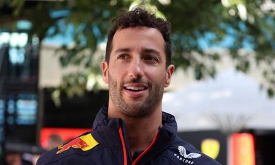 Daniel Ricciardo replaces Nyck de Vries in show of ruthlessness from Red Bull