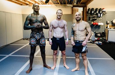 Mark Zuckerberg shows off ripped physique after training with Israel Adesanya, Alexander Volkanovski