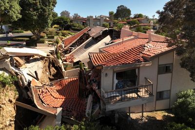 Geological mystery in California as homes slowly slide into canyon
