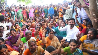 Yuva Galam: Lokesh covers 2,000 km, vows to end ‘anarchic‘ YSRCP rule in Andhra Pradesh