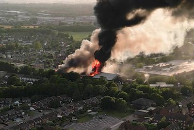 Firefighters ‘scaling down’ response after major blaze at industrial estate